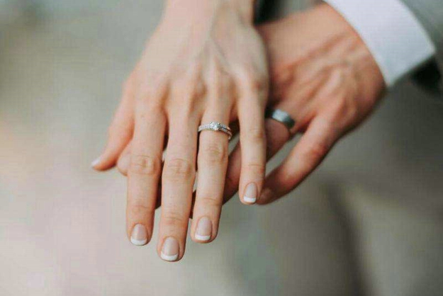 男方在坐牢的可以申请离婚吗?